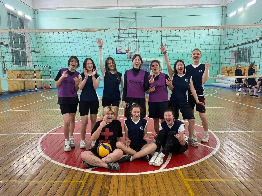 Товарищеская игра по волейболу