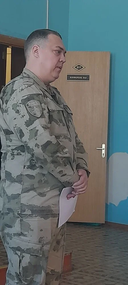 Служба по контракту или по призыву?