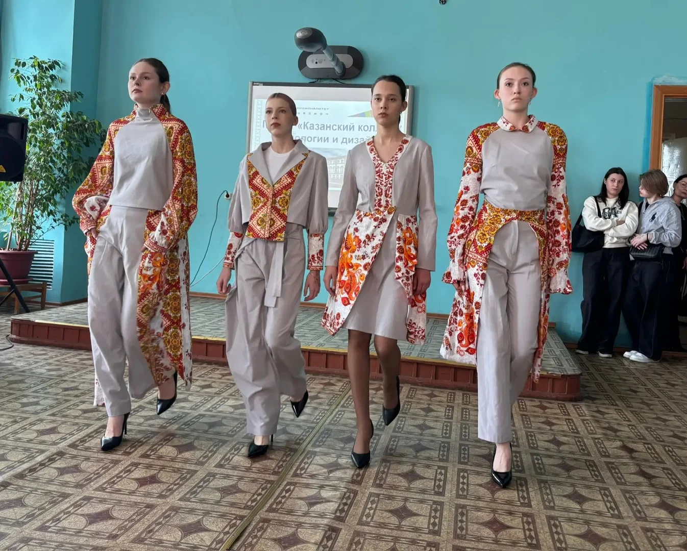 Казан технология һәм дизайн көллияте абитуриентларны каршы алды